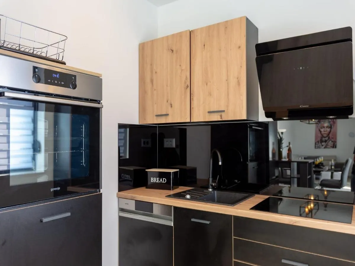 Villa Infinity Kastel Novi Croatia