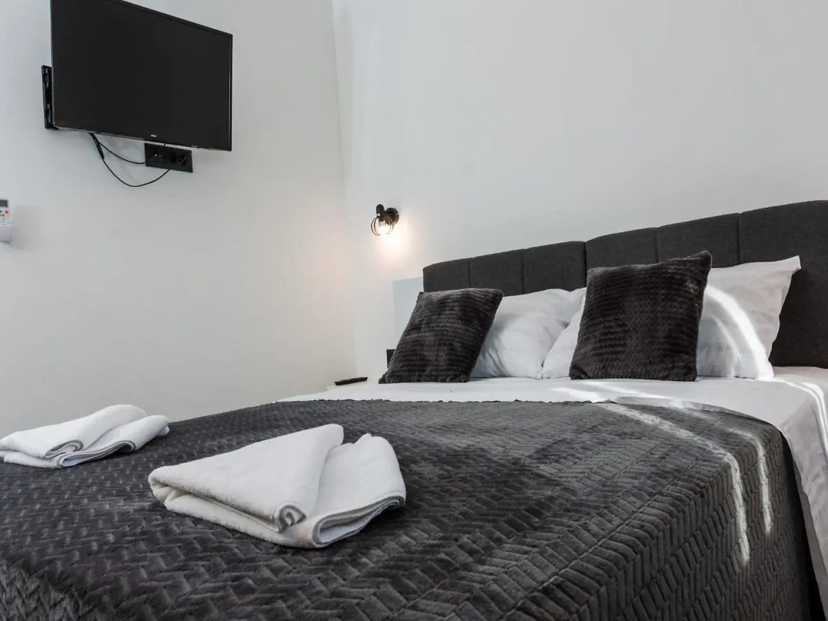 Villa Infinity Kastel Novi